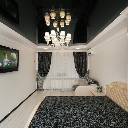 De Luxe Apartments Centr Illinskaya Sumi Dış mekan fotoğraf