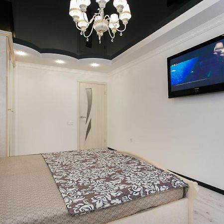 De Luxe Apartments Centr Illinskaya Sumi Dış mekan fotoğraf
