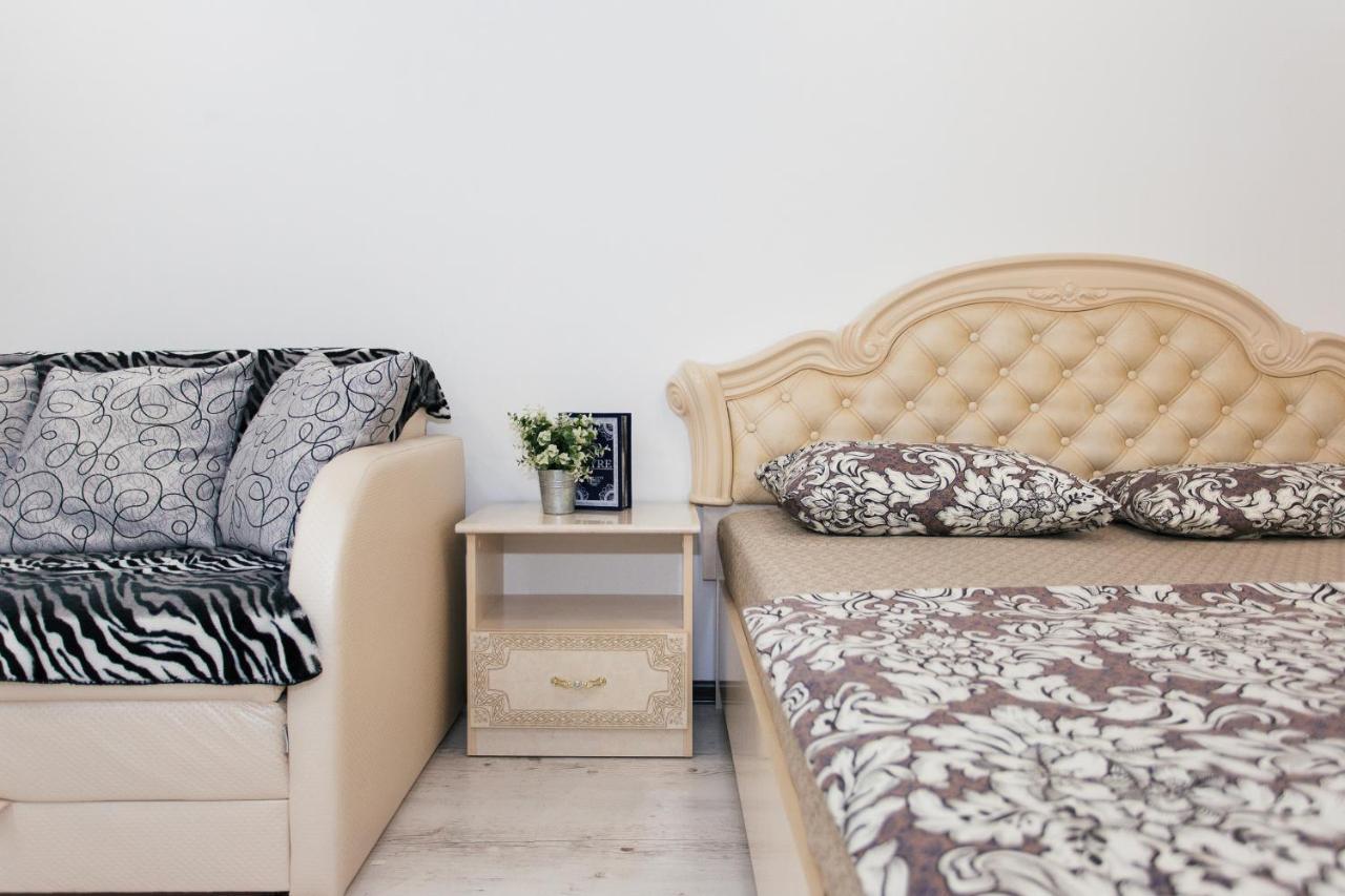 De Luxe Apartments Centr Illinskaya Sumi Dış mekan fotoğraf