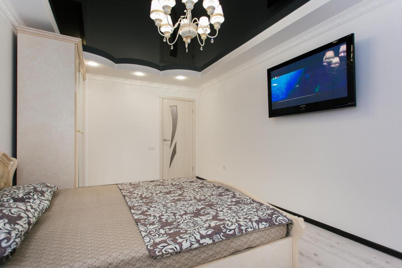 De Luxe Apartments Centr Illinskaya Sumi Dış mekan fotoğraf