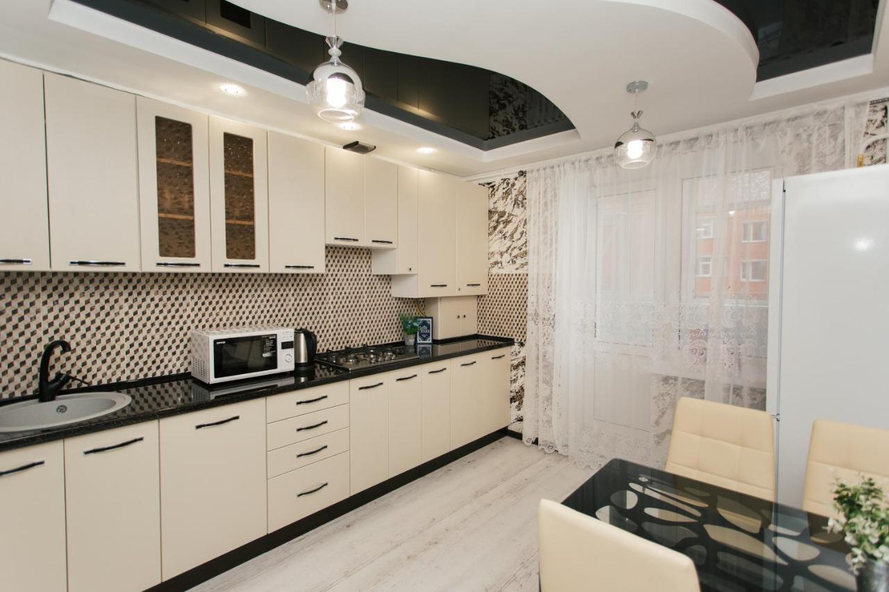 De Luxe Apartments Centr Illinskaya Sumi Dış mekan fotoğraf