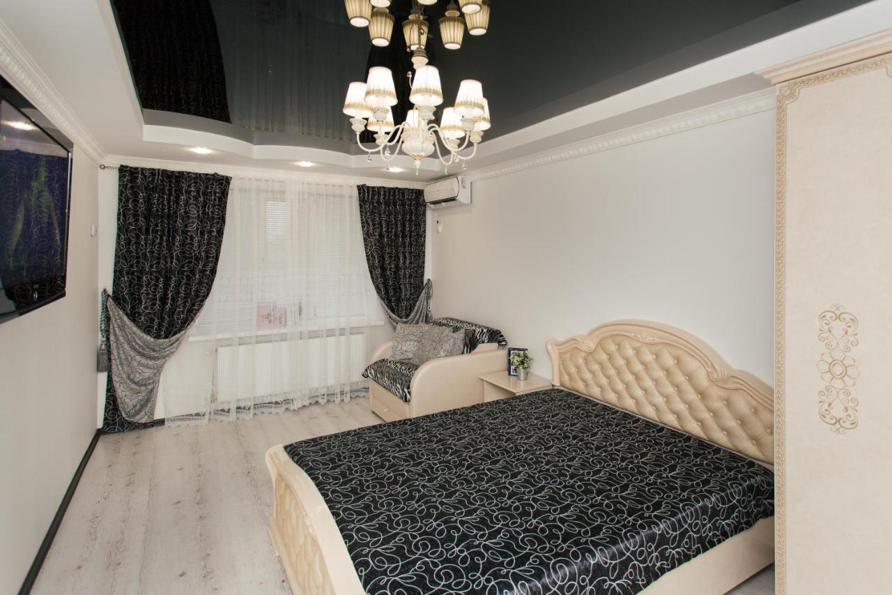 De Luxe Apartments Centr Illinskaya Sumi Dış mekan fotoğraf