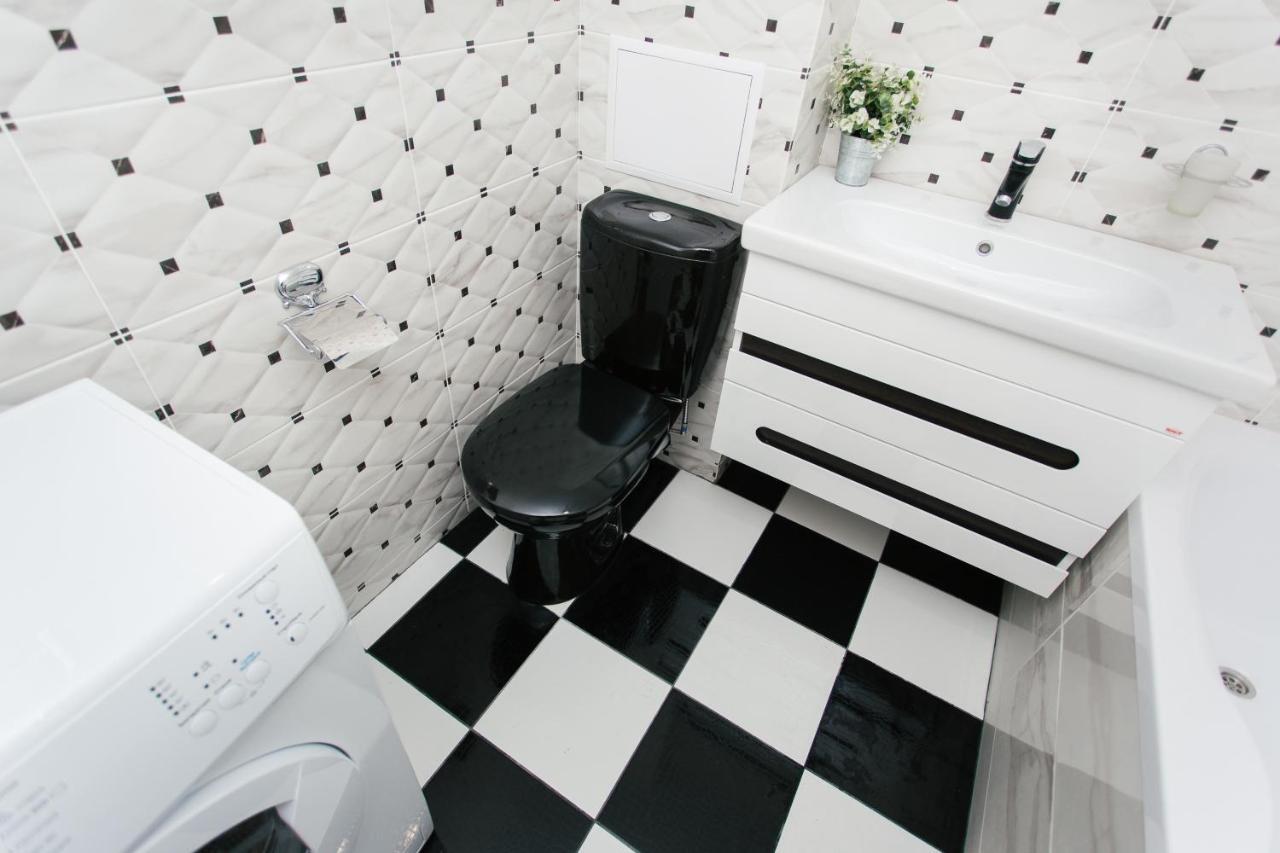De Luxe Apartments Centr Illinskaya Sumi Dış mekan fotoğraf