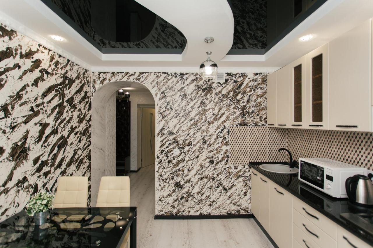 De Luxe Apartments Centr Illinskaya Sumi Dış mekan fotoğraf