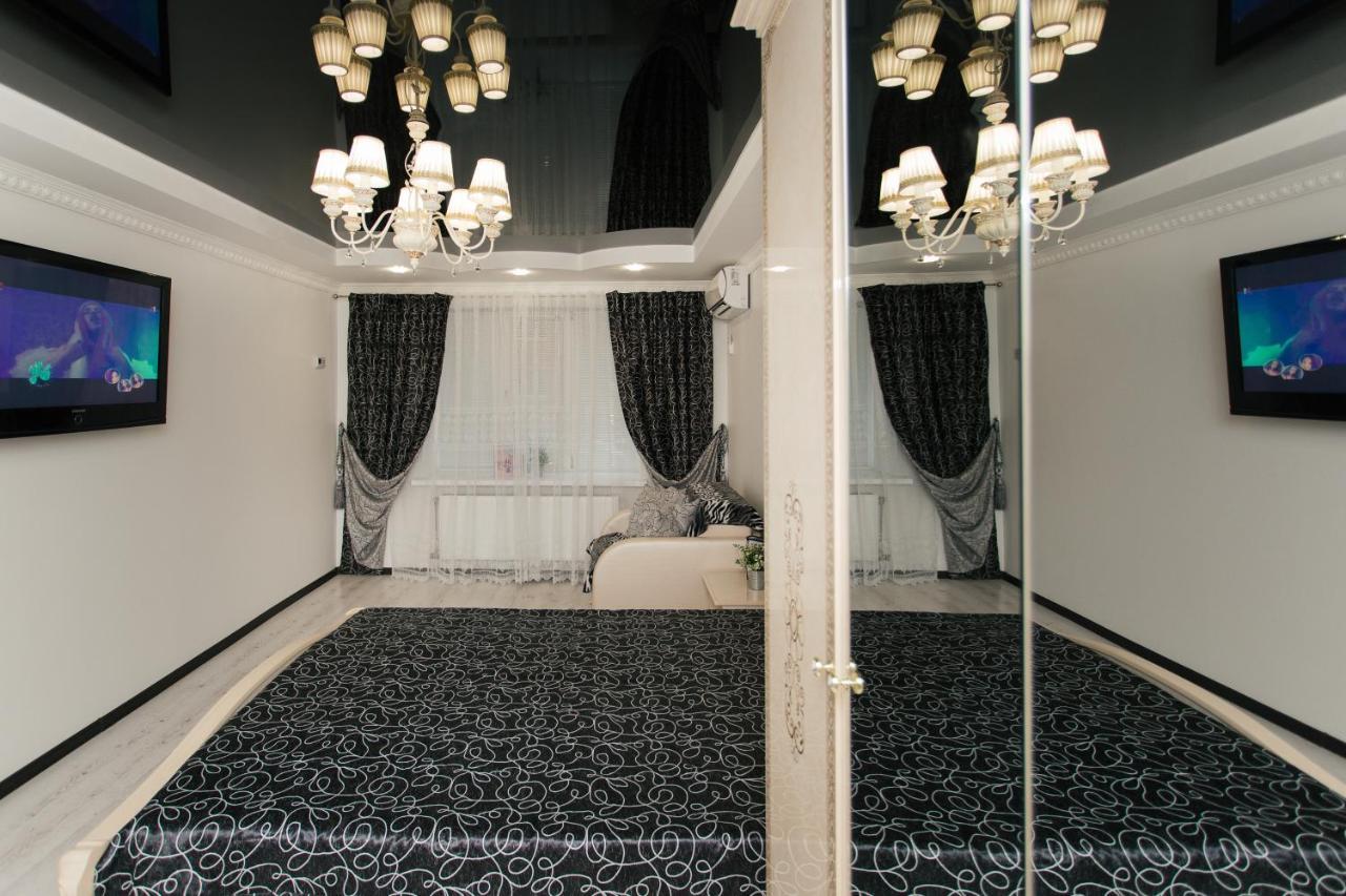 De Luxe Apartments Centr Illinskaya Sumi Dış mekan fotoğraf